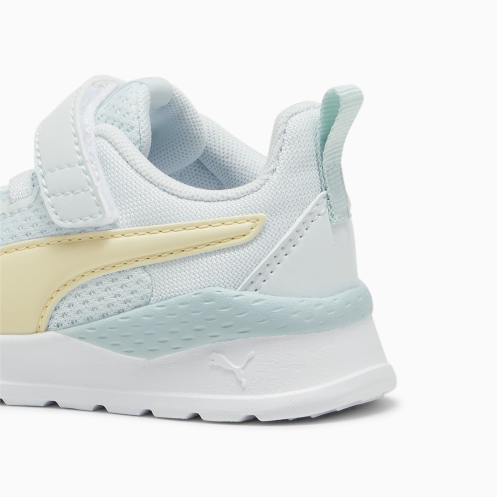 PUMA Anzarun Lite 372010_36 / weiss