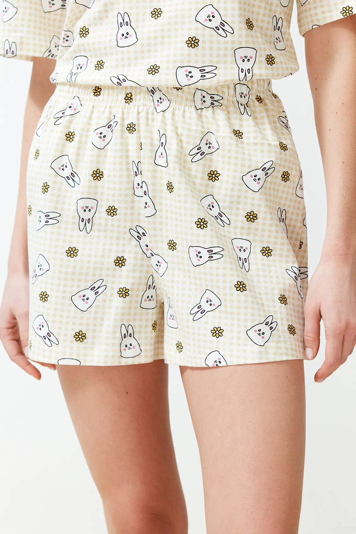 Trendyol Collection  Gelb-Mehrfarbiges Gingham-Strickpyjama-Set aus 100 % Baumwolle THMSS24PT00211