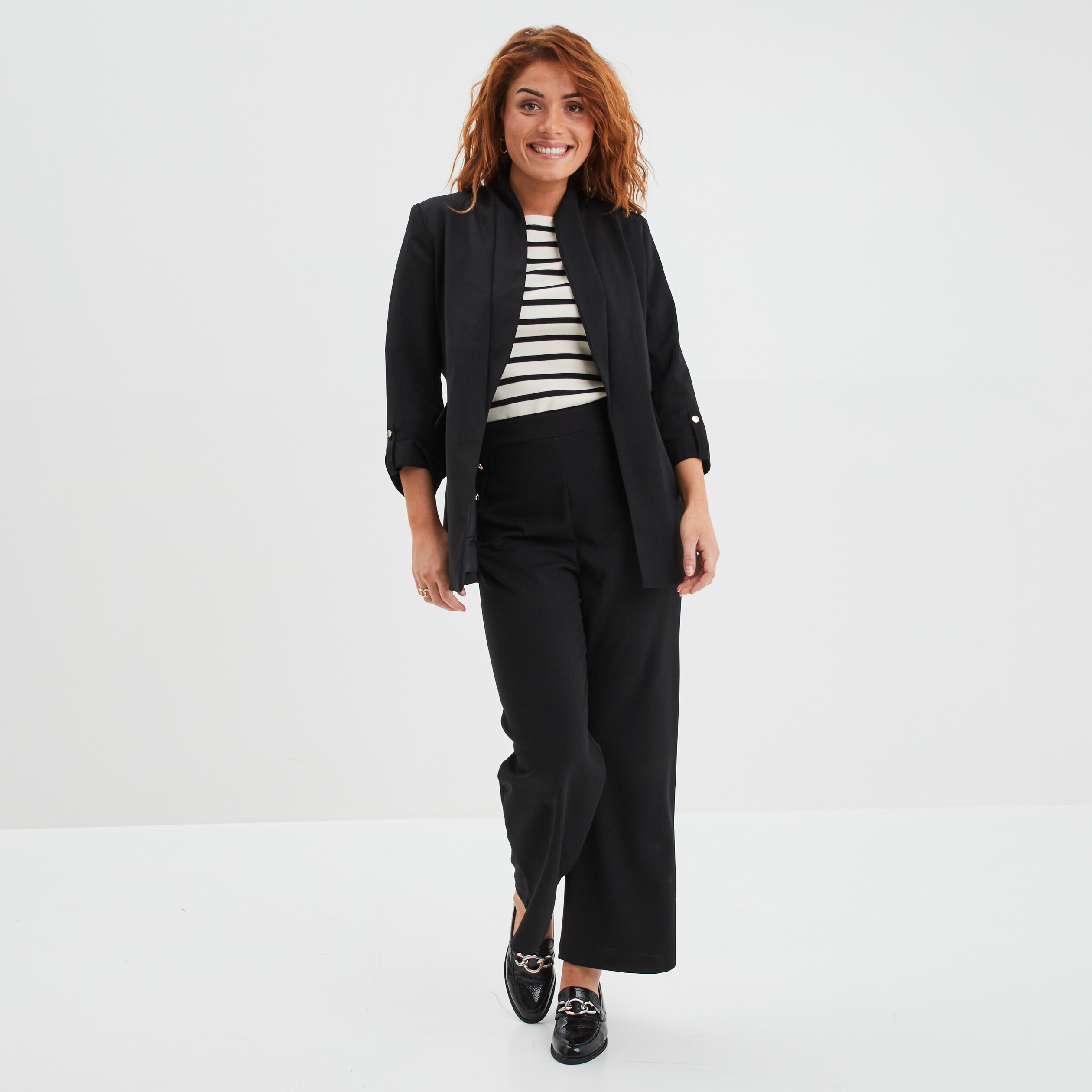 T-shirt ajusté boutons à l'épaule noir femme | La Halle