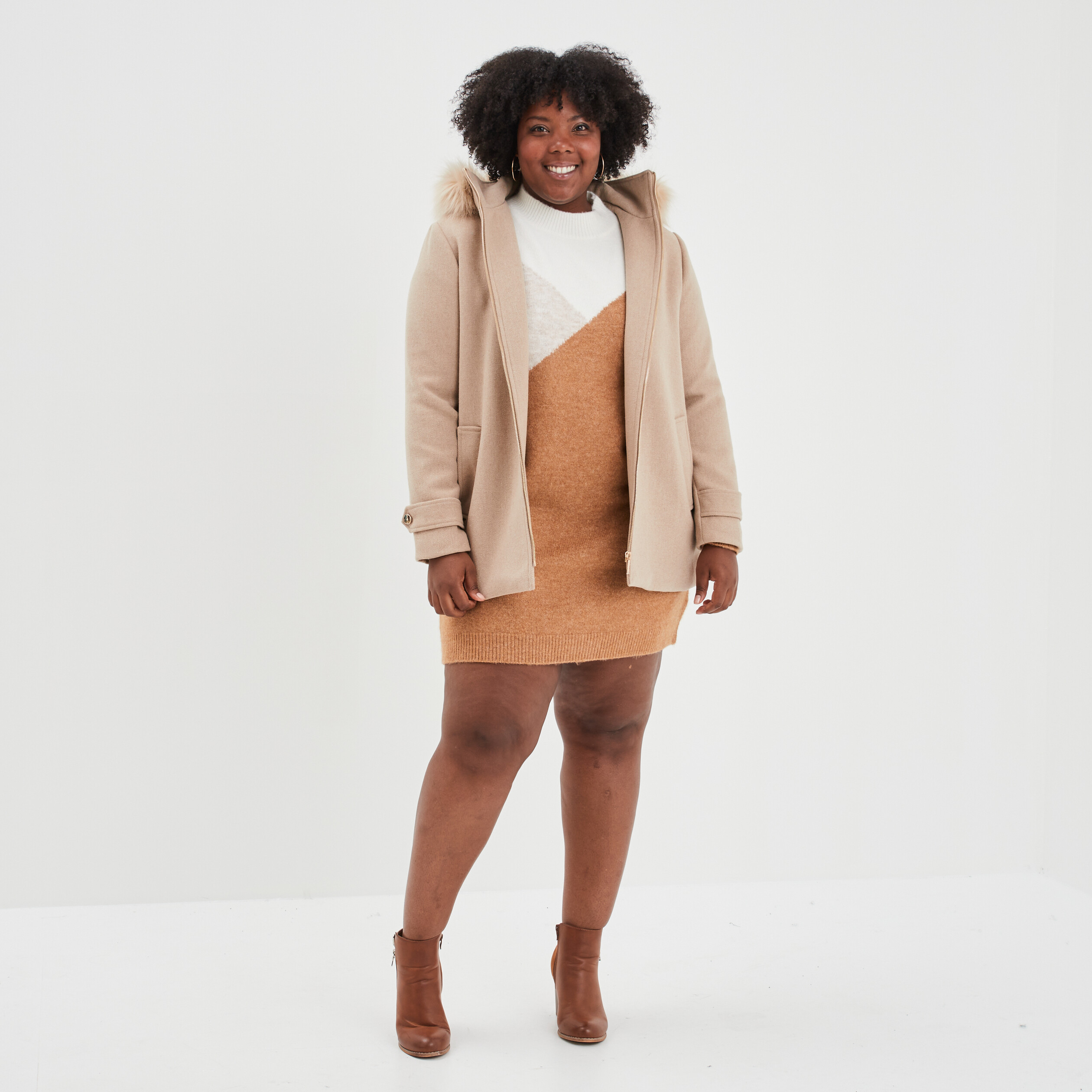Robe pull col montant manches longues sable femme grande taille | La Halle