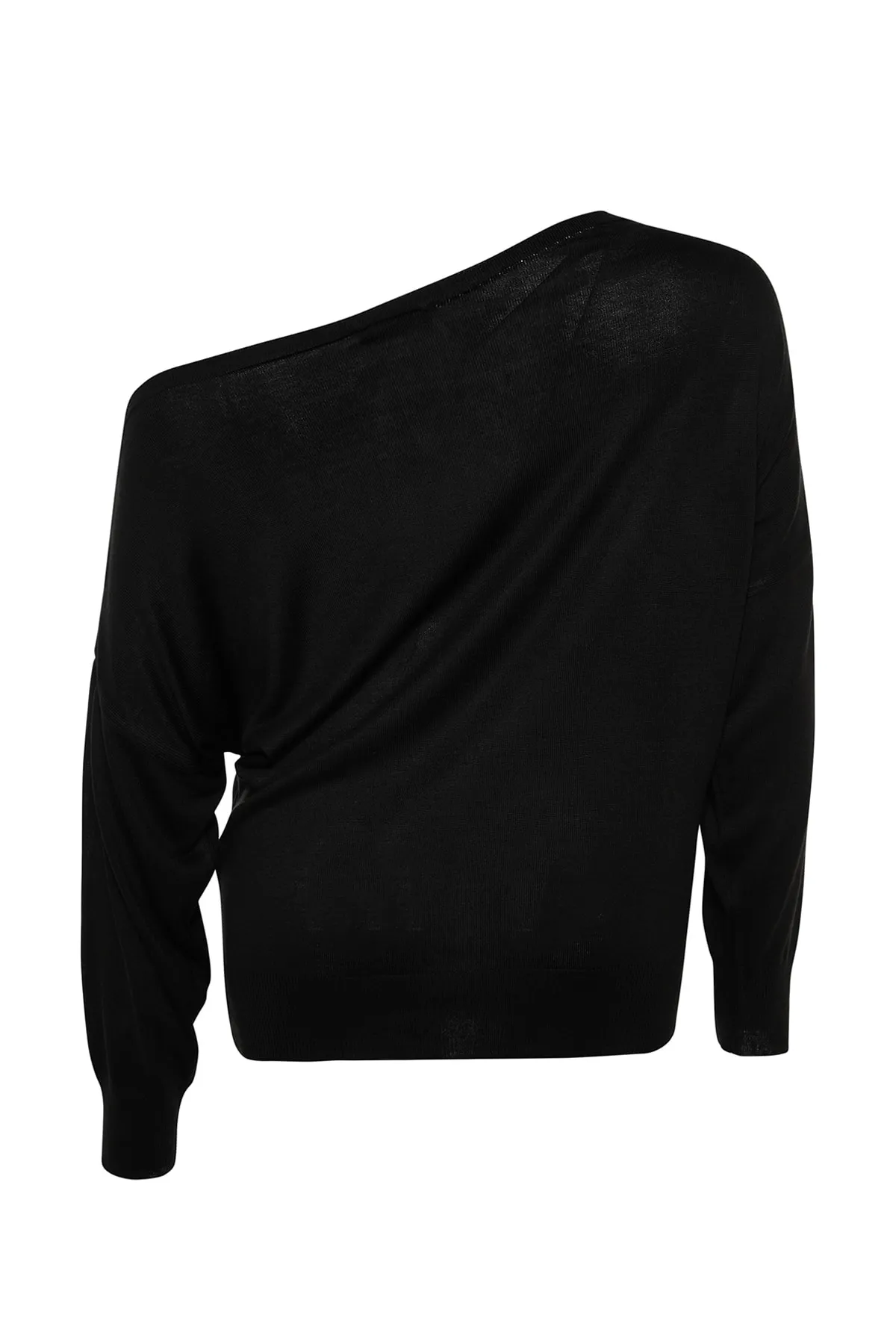 Trendyol Curve  Schwarzer Strickpullover mit U-Boot-Ausschnitt