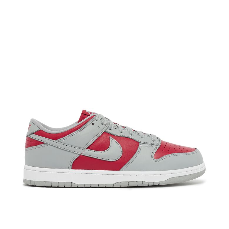 NIKE Wmns Dunk Low 