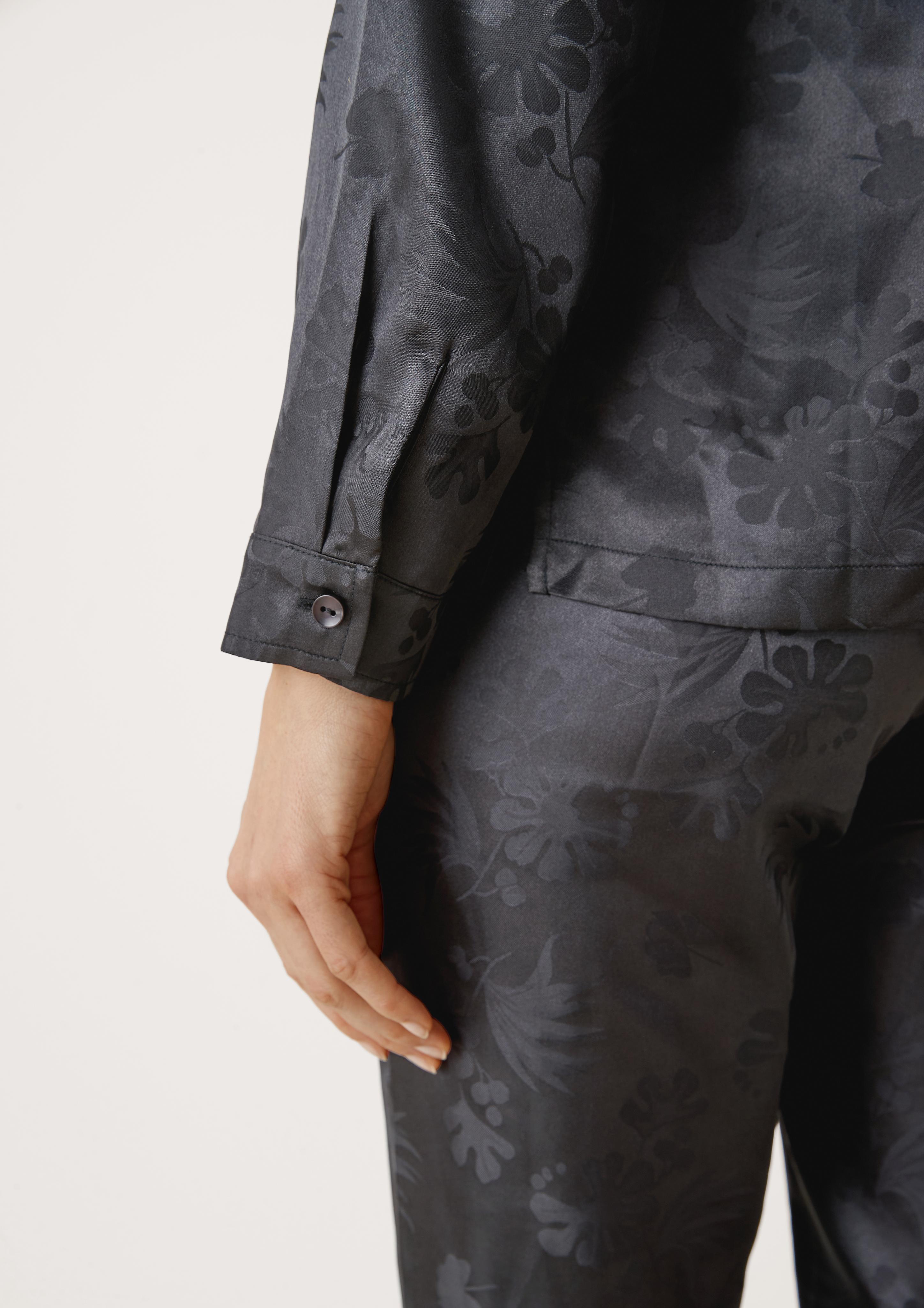 Langer Pyjama aus Satin  6006294-99F9