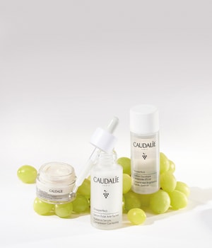 CAUDALIE Vinoperfect Essenz für mehr Ausstrahlung Gesichtswasser-50 ml