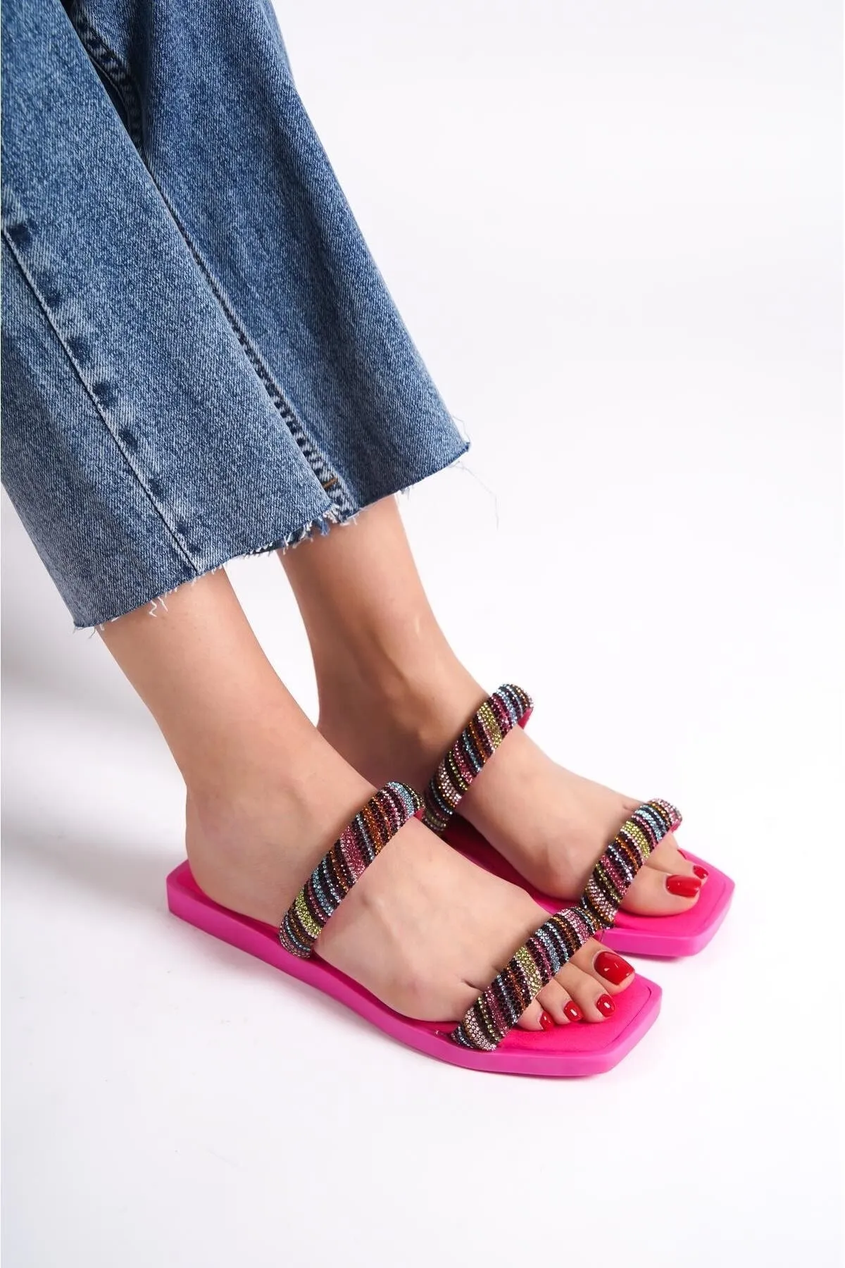Capone Outfitters  Capone Blunt Toe Stony Banded Flat Heeled Fuchsia Damenhausschuhe