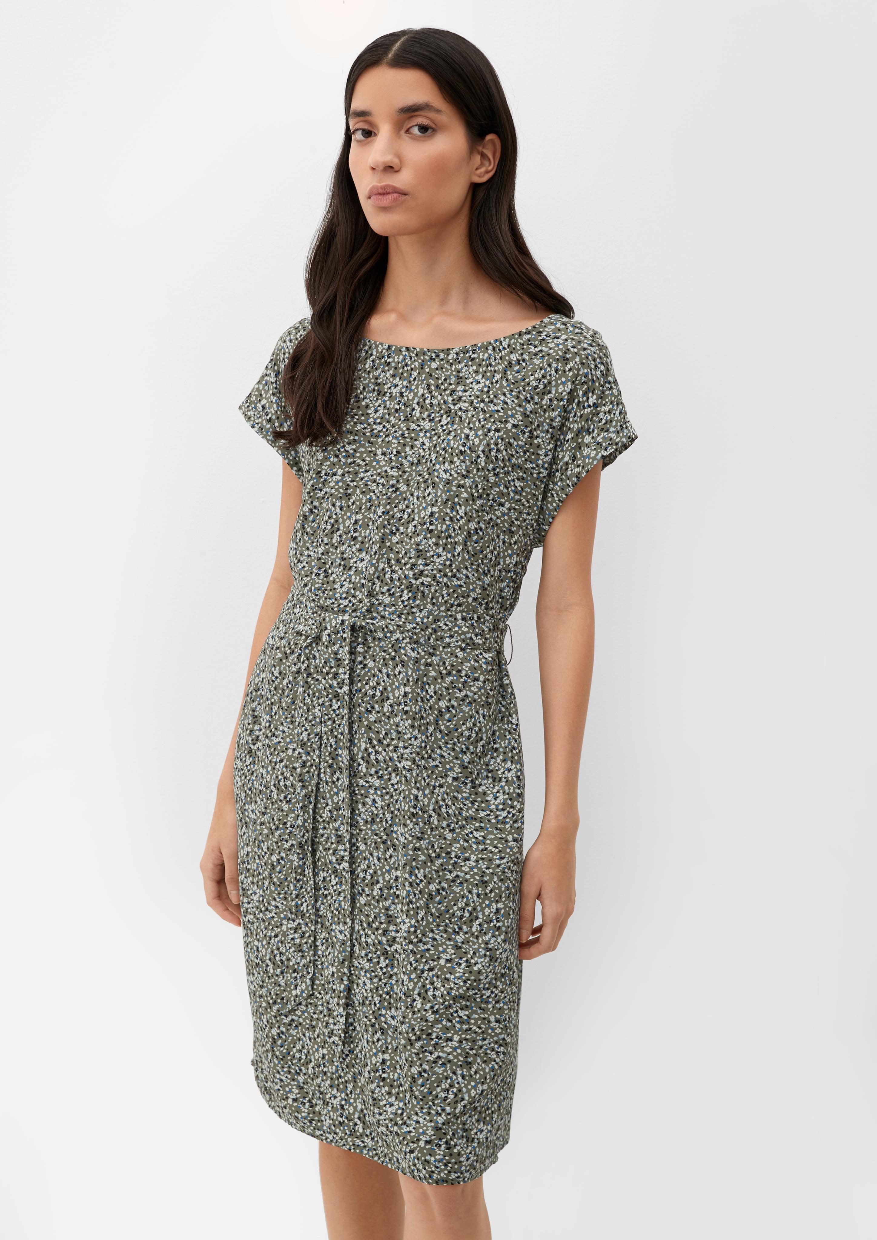 Kurzes Kleid mit Binde-Detail  2132623-79B6