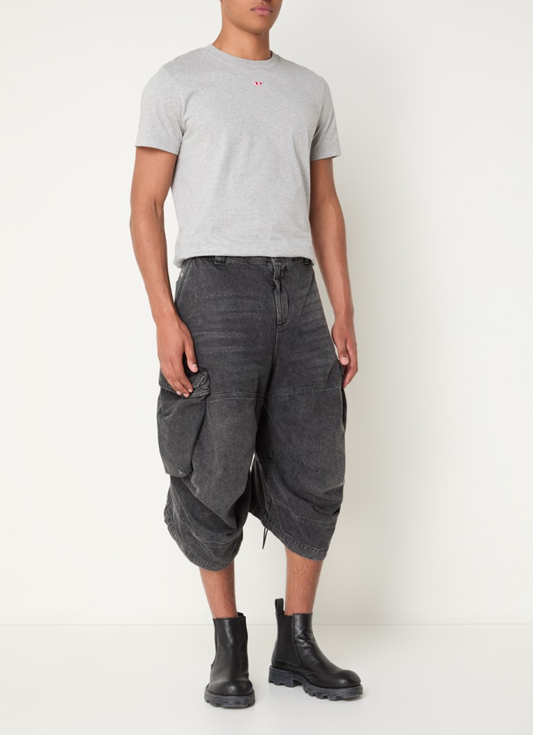Pantaloni scurți cargo Diesel D-Arne cu croială largă în denim spălat colorat