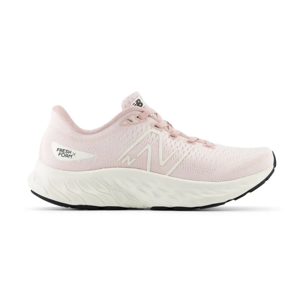 New Balance Fresh Foam Evoz ST WEVOVCP / pink