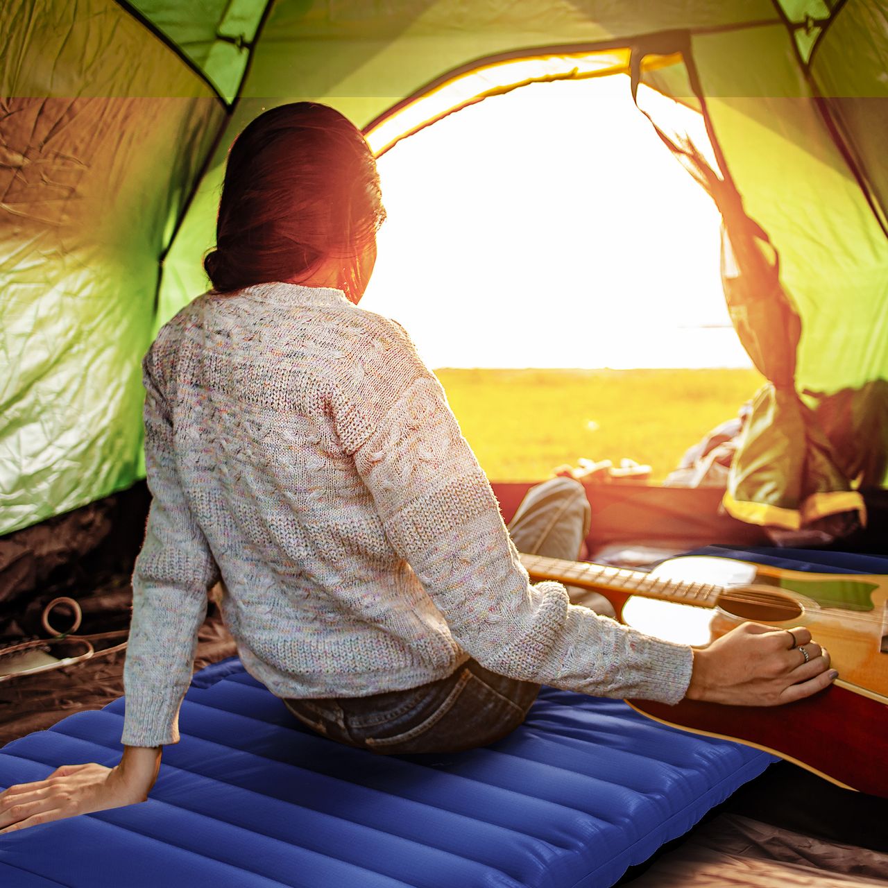 Outsunny Camping Isomatte, Luftmatratze mit Fußpumpe, Tragetasche, Blau