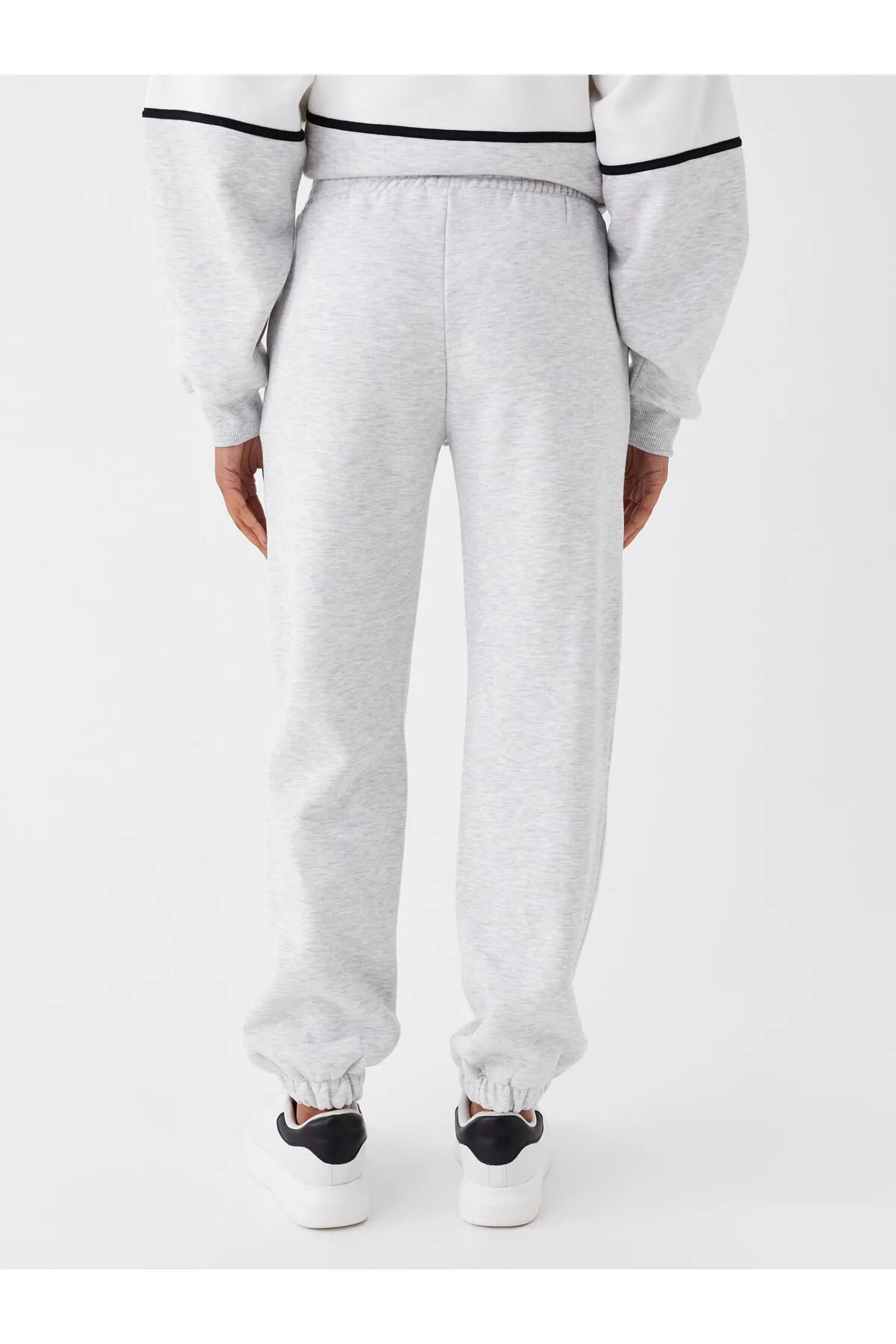 LC Waikiki  Jogginghose - Grau - Relaxed