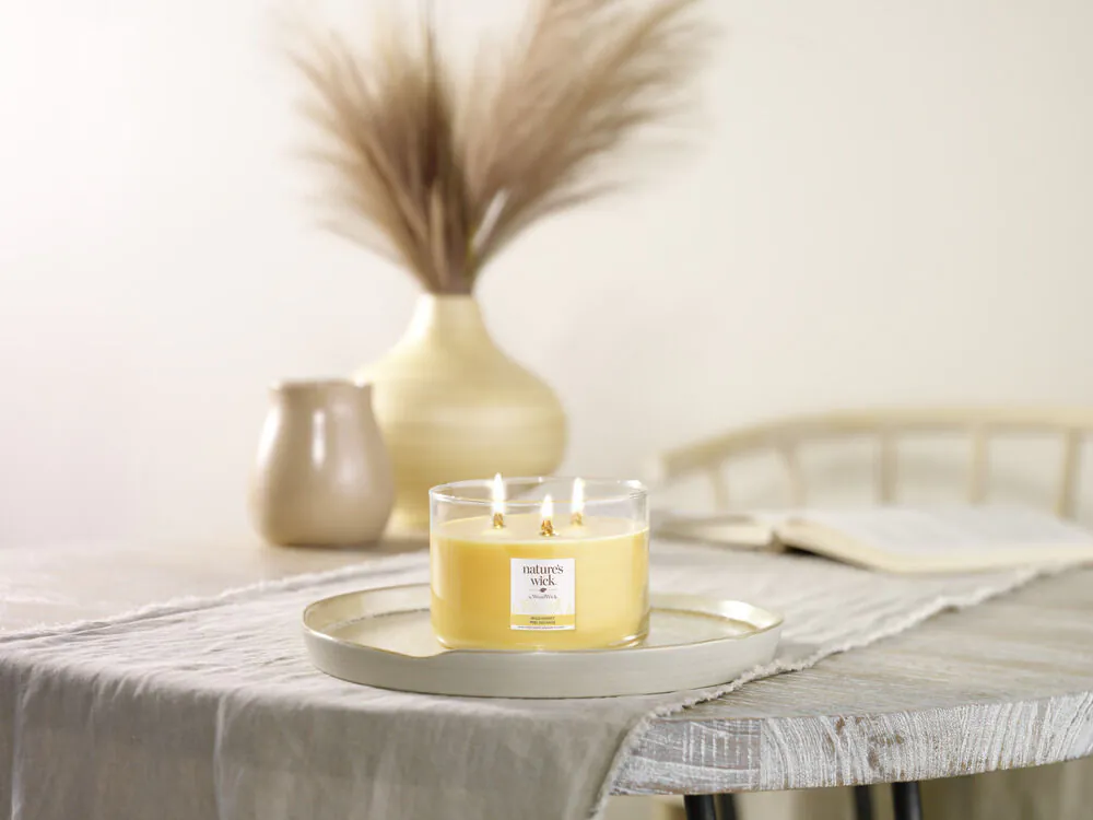 Woodwick Natures Wick свећа у стаклу са 3 дрвена фитиља, дивљи мед