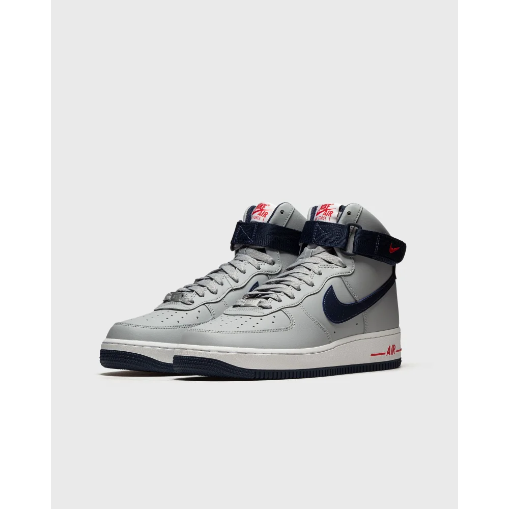 Nike Wmns Air Force 1 High QS Hi DZ7338-001 / grau
