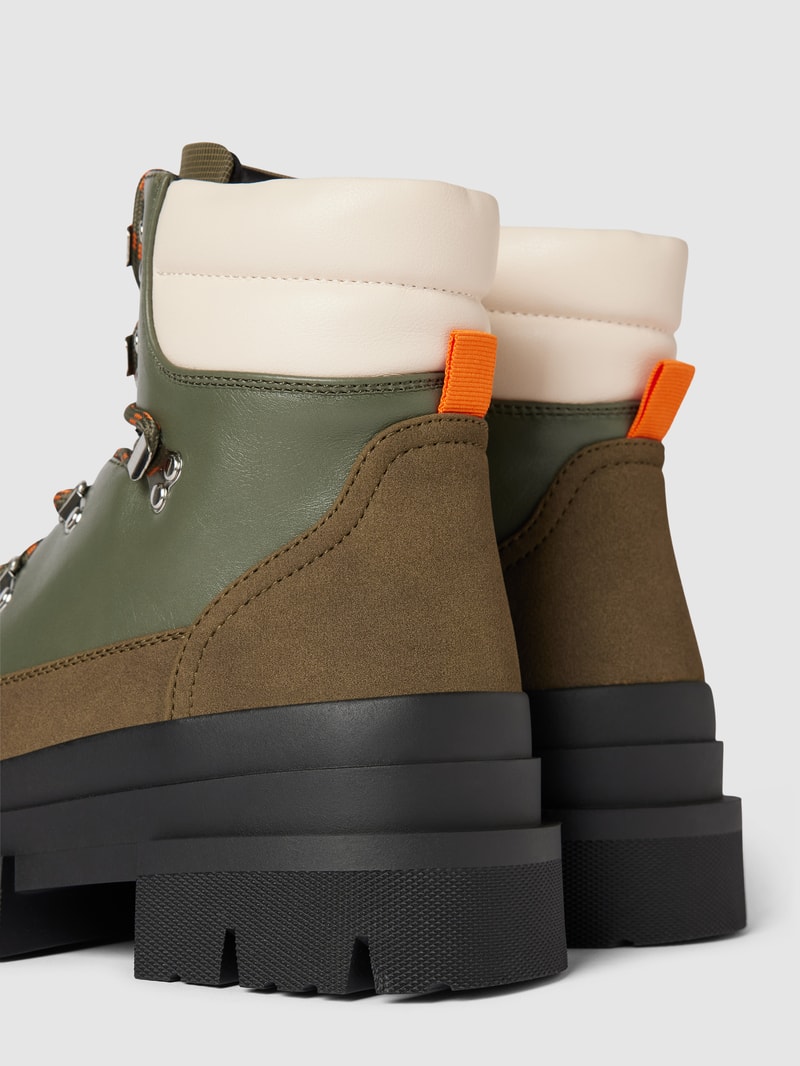 Stiefel mit Colour-Blocking-Design Modell 'BEATRIX' in olivgrün
