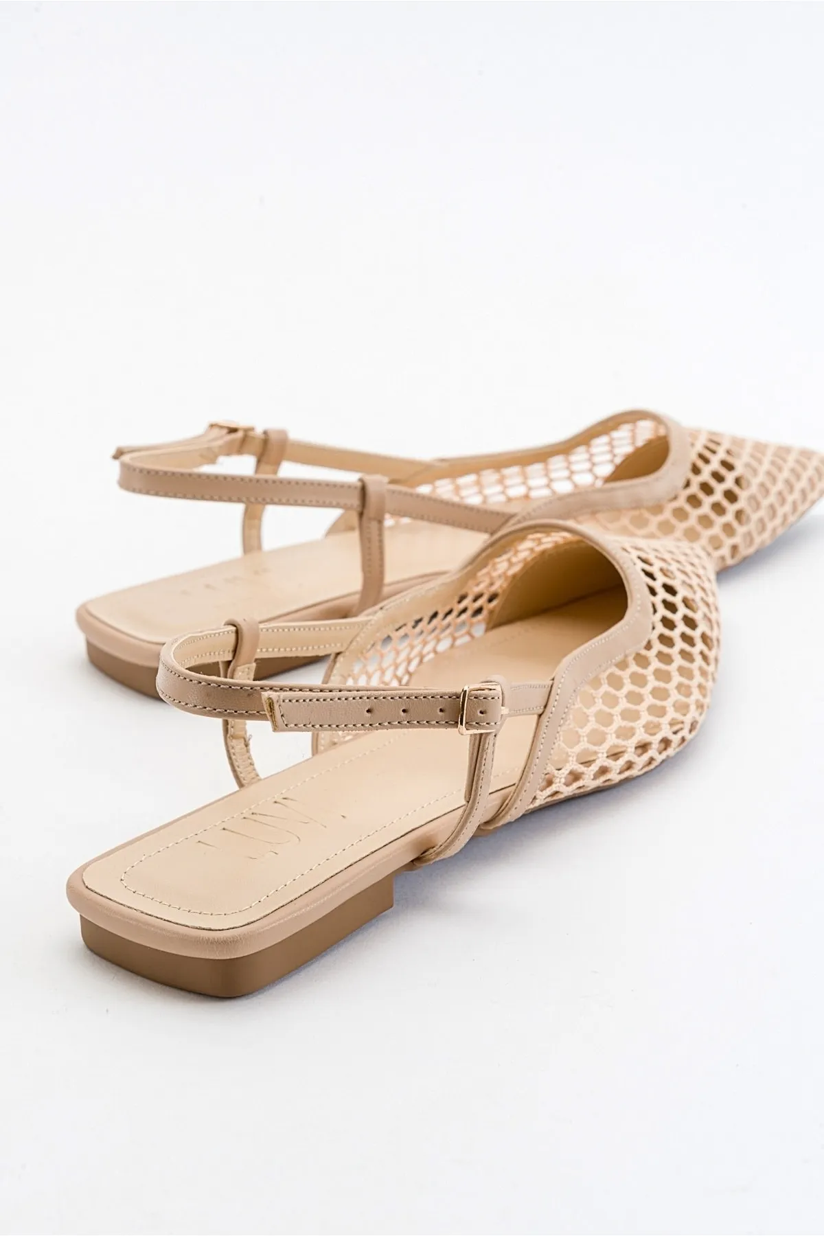 LuviShoes  Brace Beige Skin Damensandalen