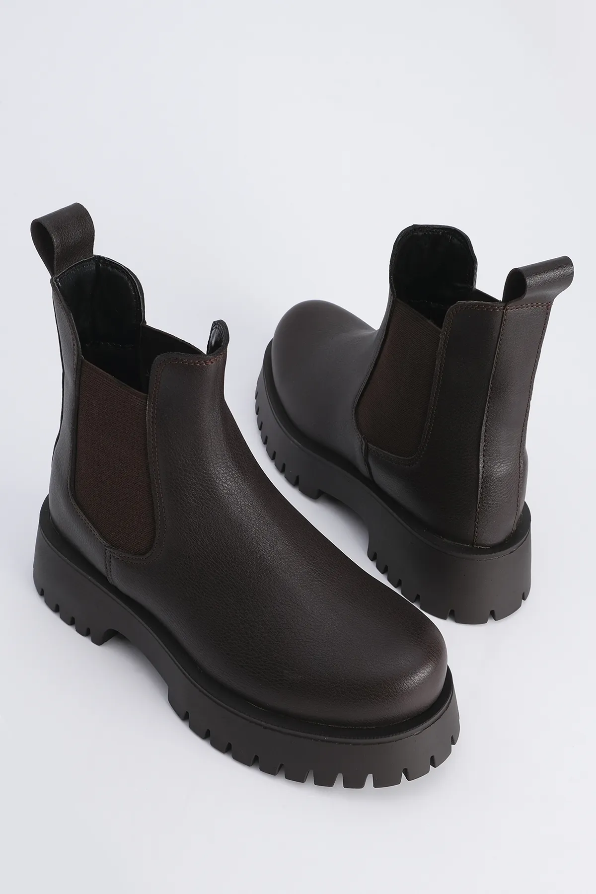 Marjin  Damen-Tagesstiefel mit dicker Sohle und elastischem Seitenband Kolev Brown