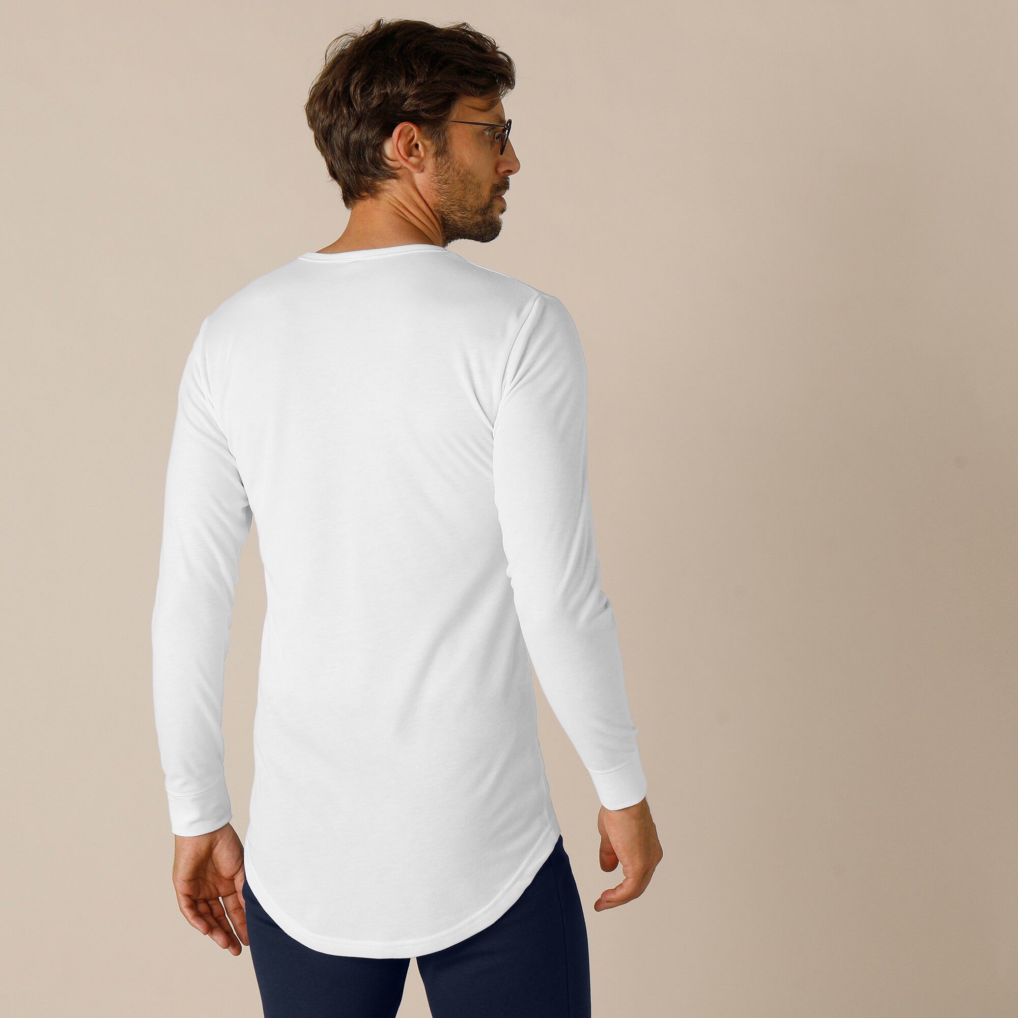 Tee-shirt sous-vêtement homme col rond manches longues dos long polyester