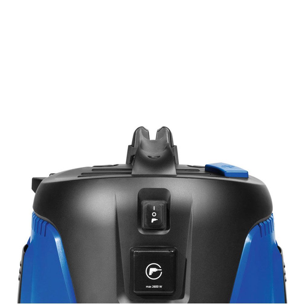 Nilfisk Nass-Trocken-Sauger Aero 21-21 PC, 1250 W, mit Beutel, Push&Clean, Gerätesteckdose, Blasfunktion