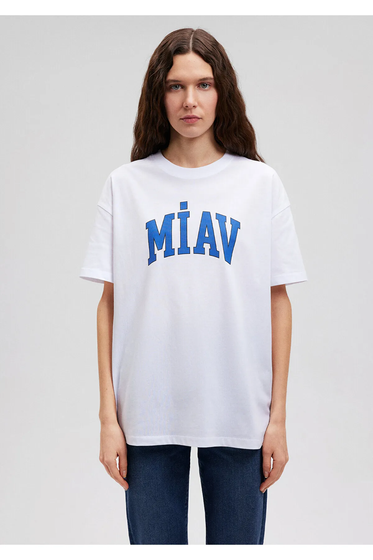 Mavi  Miav bedrucktes weißes T-Shirt mit lockerer Passform / Loose Relaxed Fit1612457-620