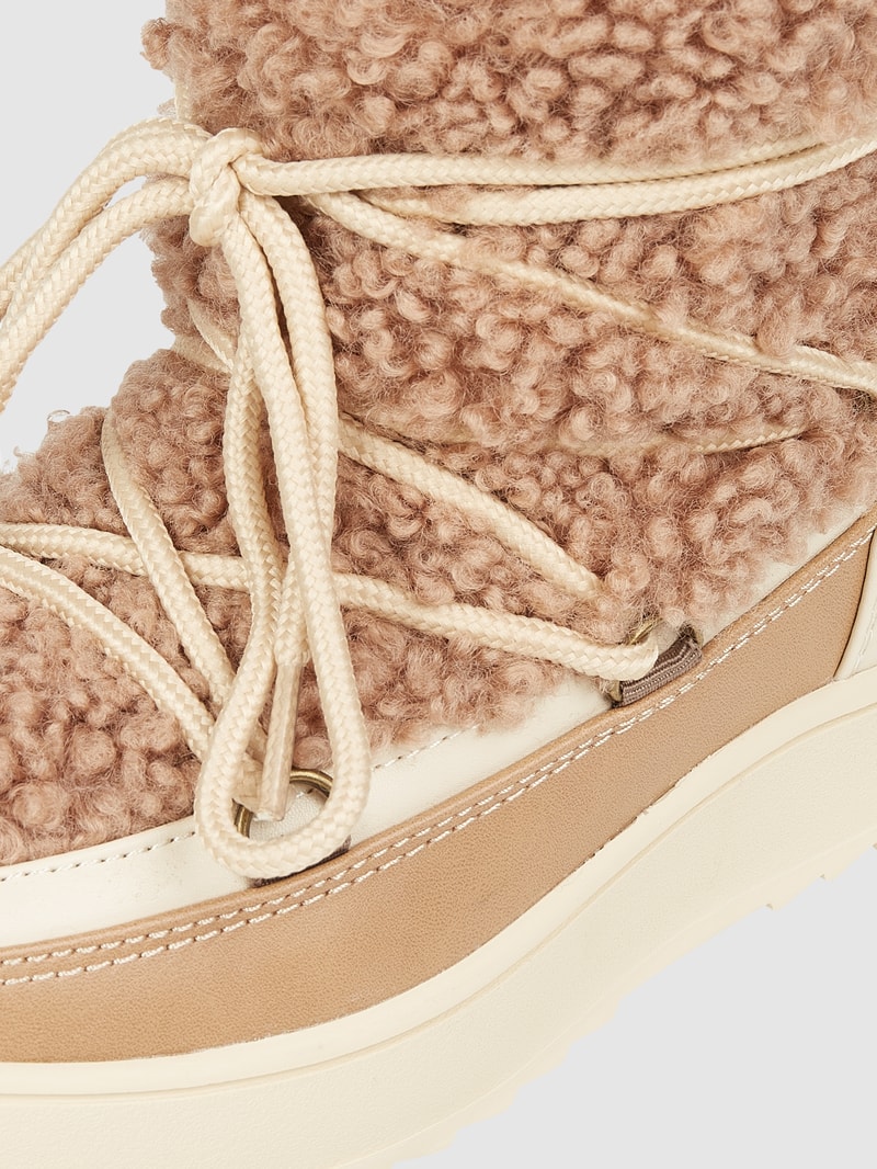Boots mit Teddyfell in camel