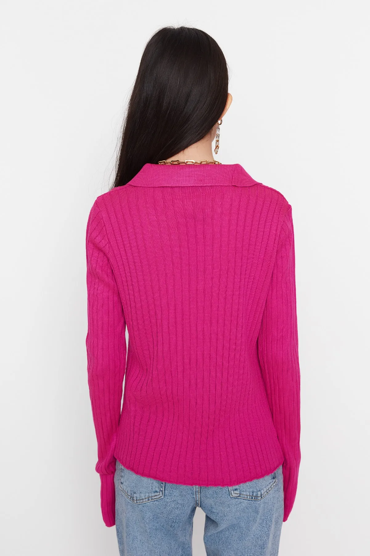Trendyol Collection  Fuchsiafarbener Strickpullover mit Rollkragen TWOAW21KZ1113