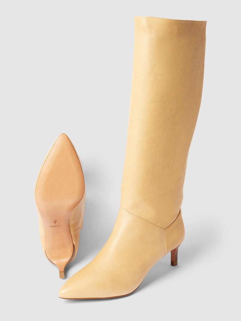 Stiefel aus Leder in cognac