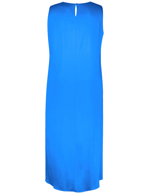 Langes Kleid mit seitlicher Raffung