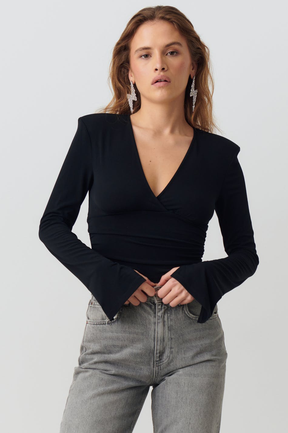 V-neck shoulderpad top