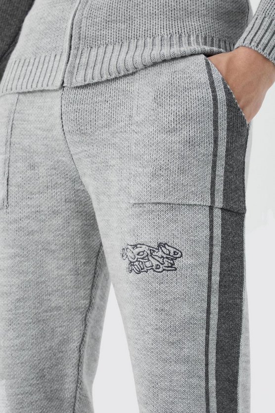 Lockere Jogginghose mit Seitenstreifen