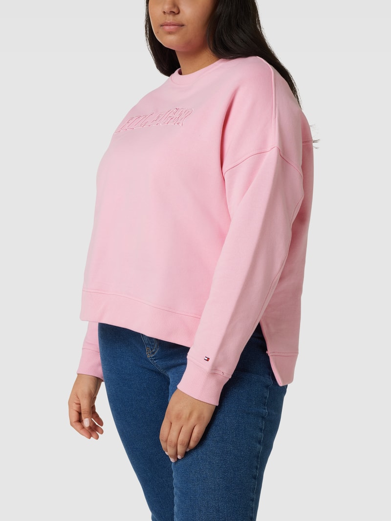 PLUS SIZE Sweatshirt mit Logo-Stitching Modell 'VARSITY' in pink