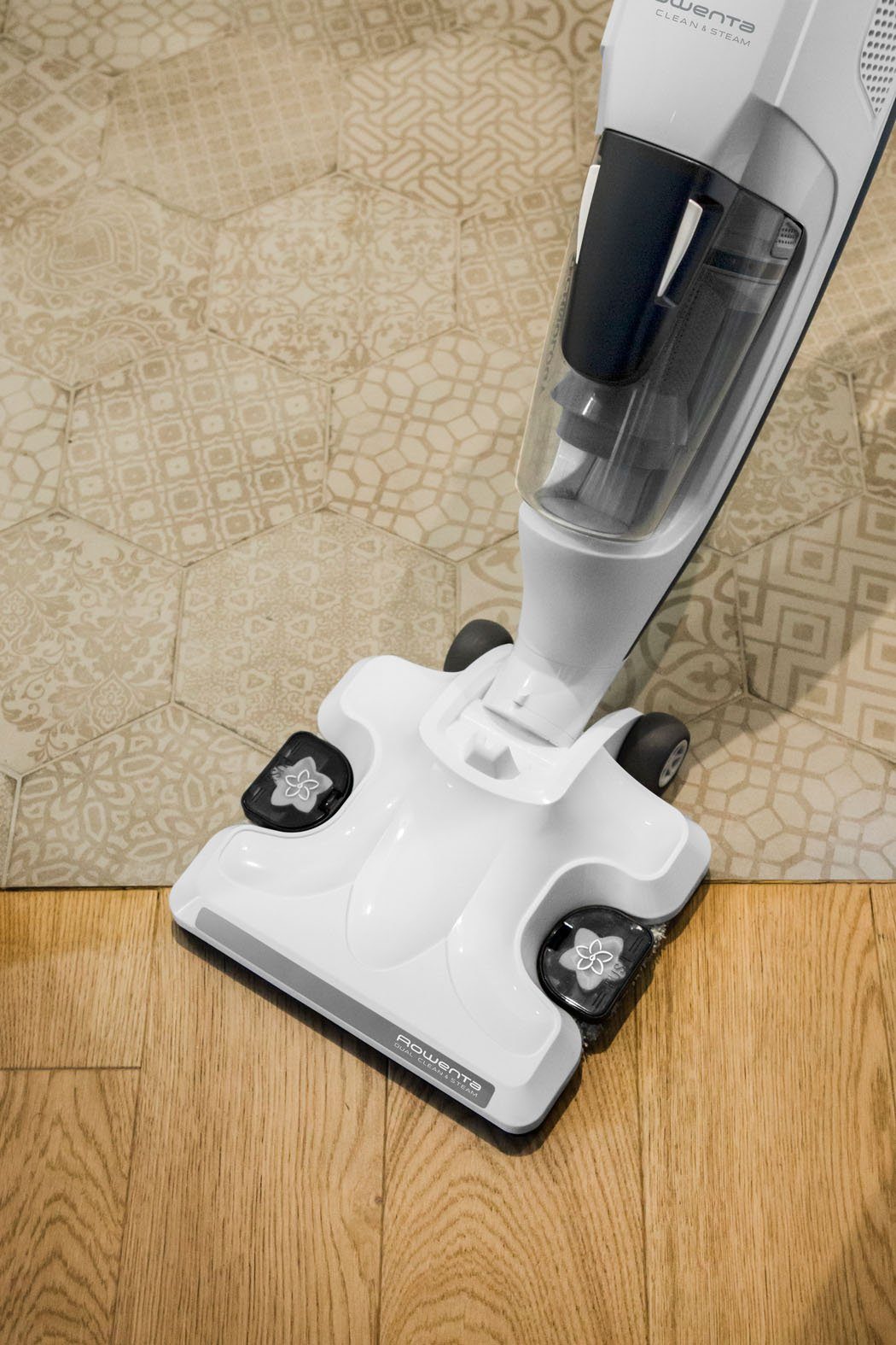 Rowenta Dampfreiniger + Staubsauger Clean&Steam Revolution RY7757, 1500 W, beutellos, gleichzeitig wischen und saugen, alle Bodenarten, Anti-Kalk-Kartusche