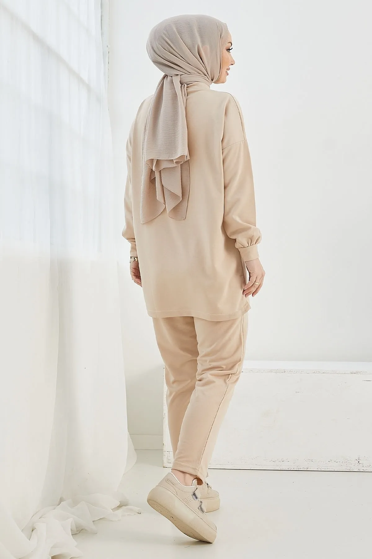 InStyle  Alsela Zweiteiliger Anzug mit Paspelierung – Beige