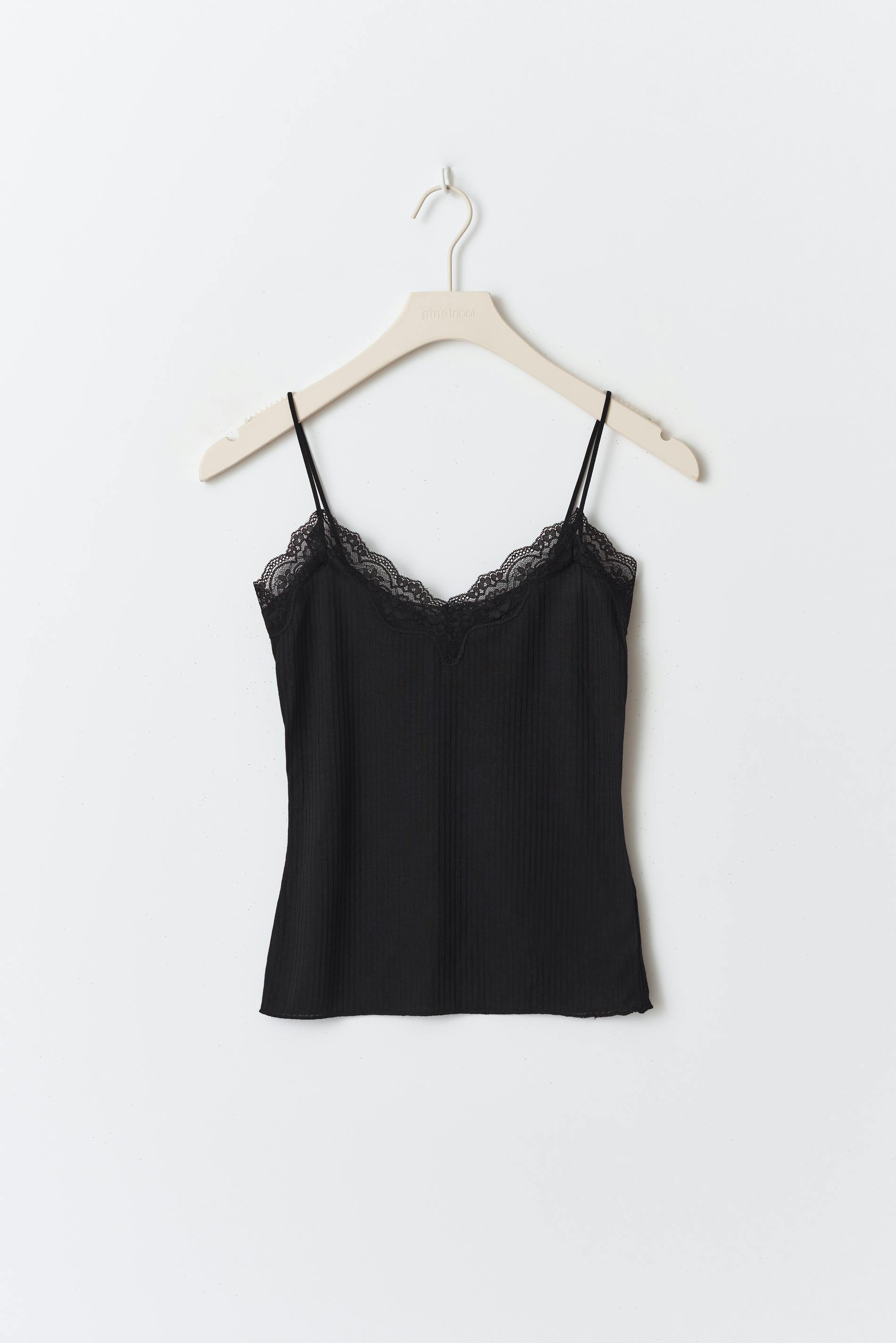 Lace singlet
