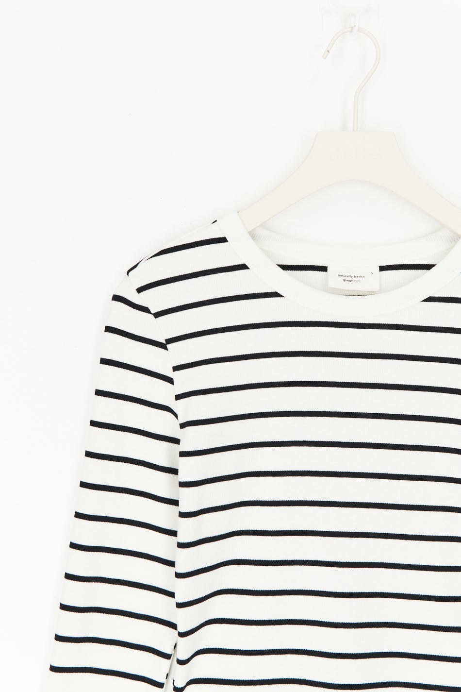 Basic long sleeve top