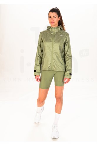 Nike Essential W
