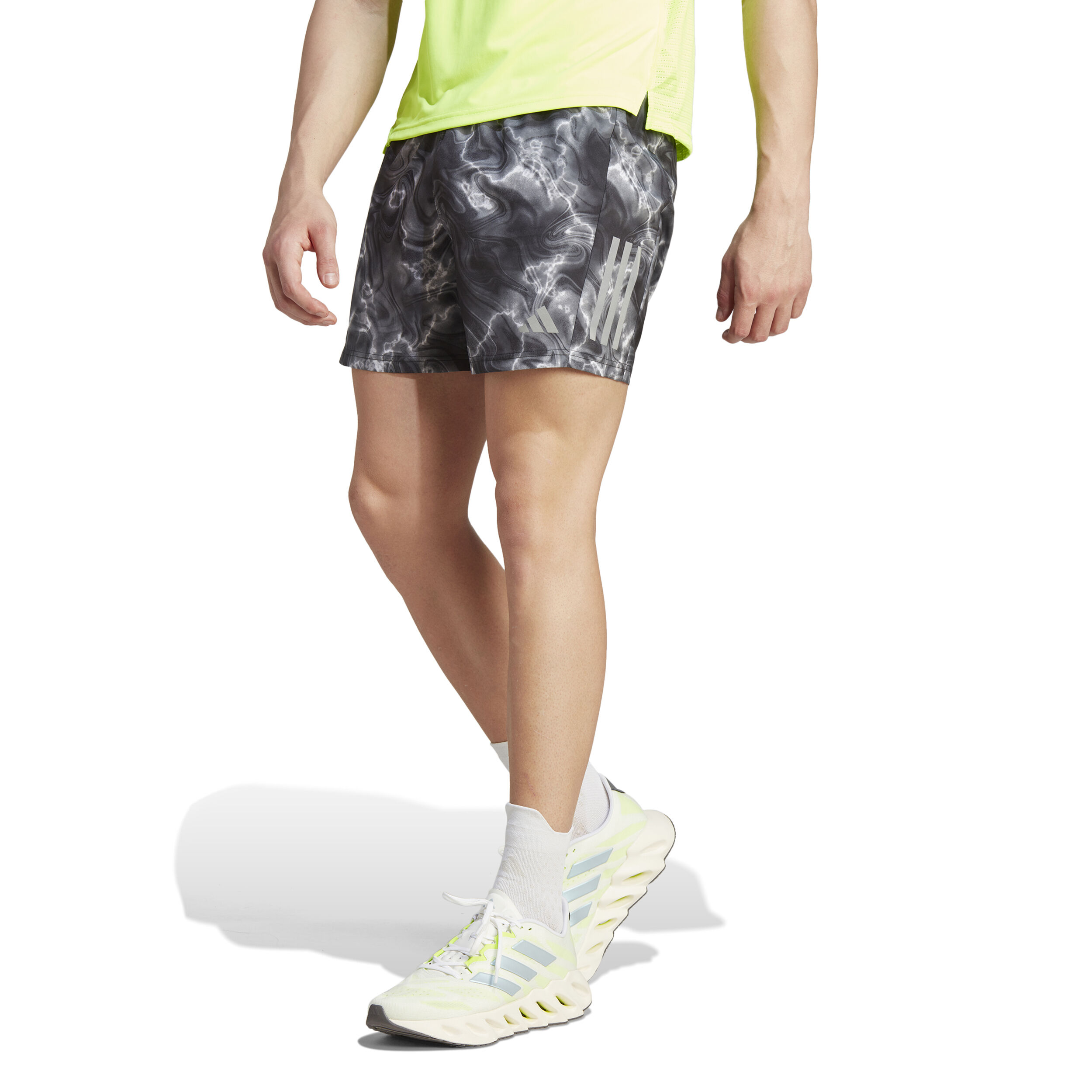 Own The Run 5in AOP Laufshorts Herren - Schwarz, Mehrfarbig