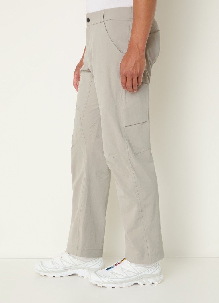 Pantaloni da tuta Arc'teryx Cronin a gamba dritta con pantaloni da tuta