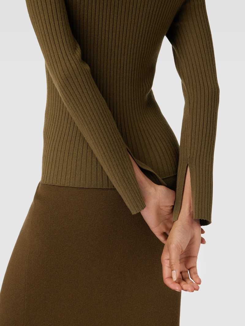 Longsleeve mit Leinen-Anteil in khaki
