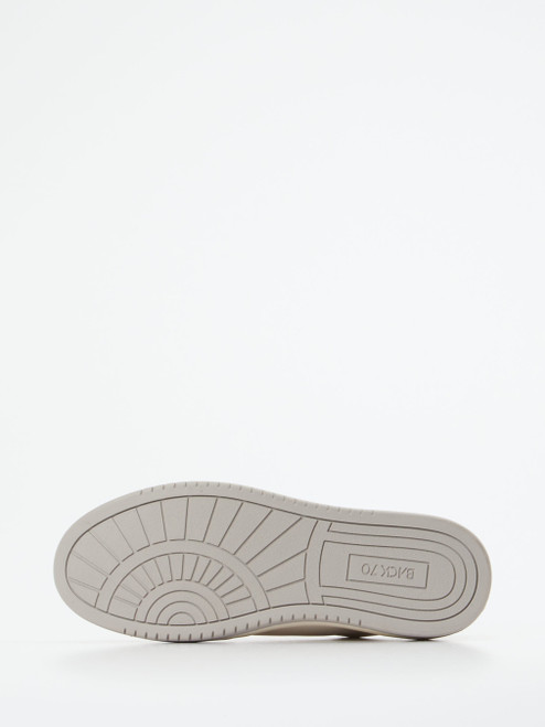Sneaker-46617940030 Back 70