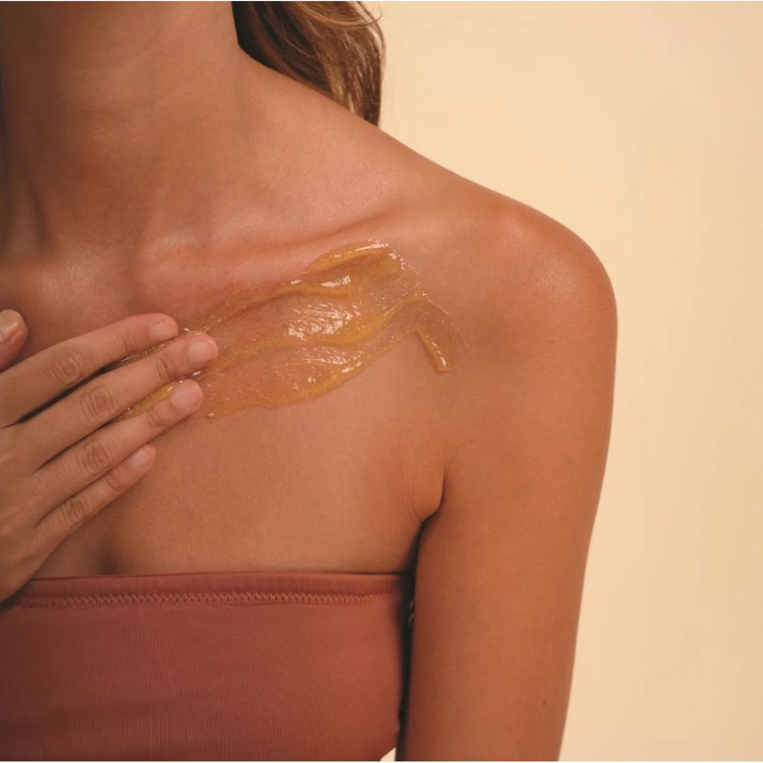 Körperpeeling mit Milcheffekt – Gel-zu-Milch-Peeling – Peeling
