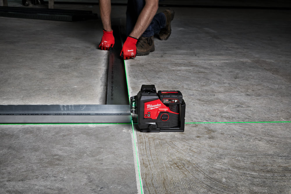 Milwaukee 4933478103 M12 3PL-0C Križni laser s 3 zelenimi 360° laserskimi krogi 12V brez baterij in polnilnika