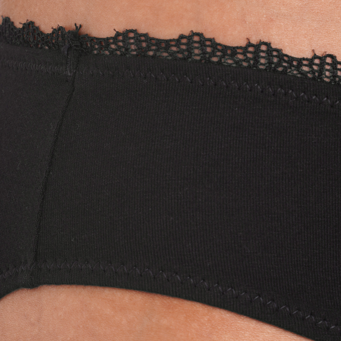 5 Damen Slips mit Spitze