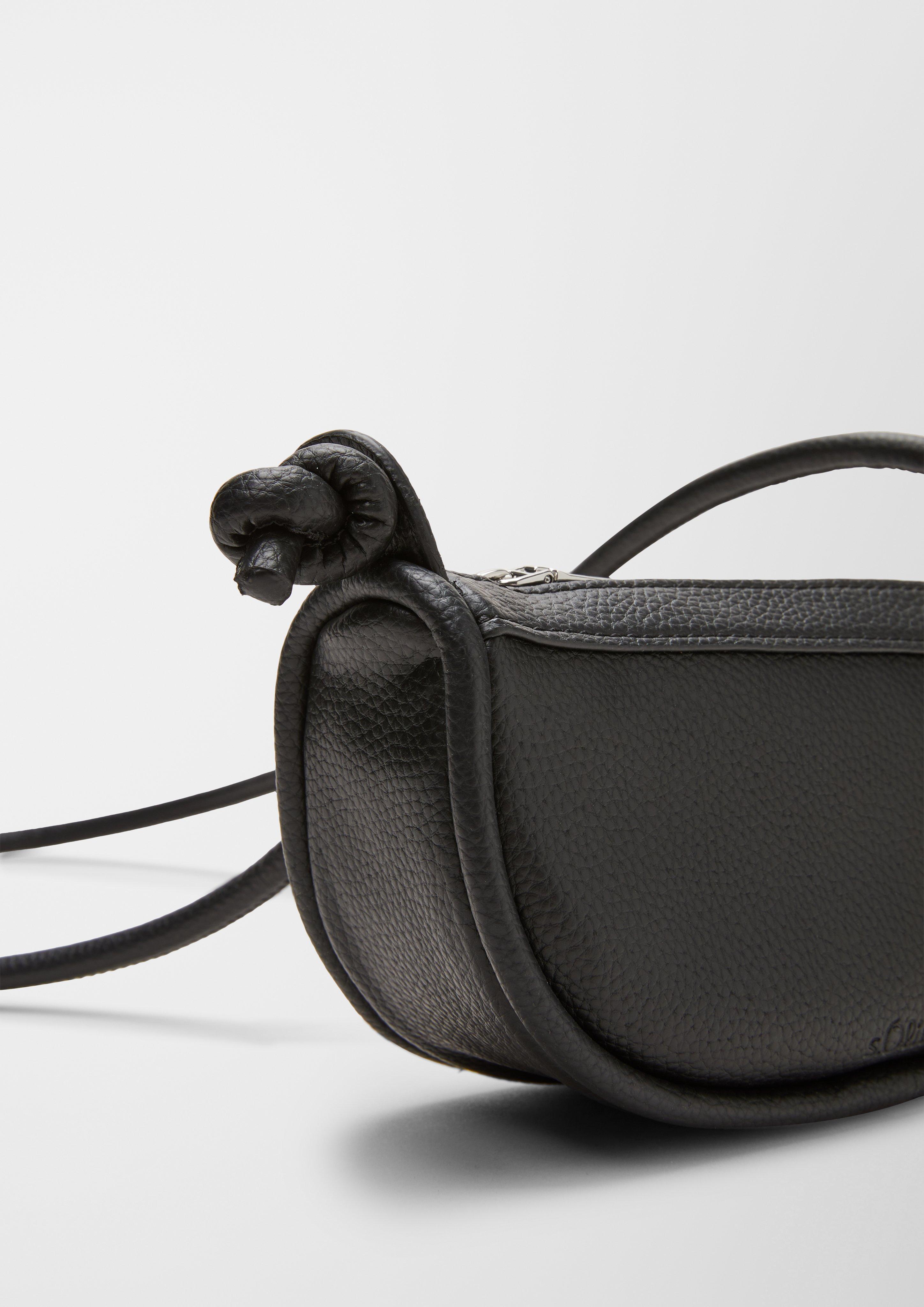 Kleine Schultertasche aus Lederimitat  2124036-9999
