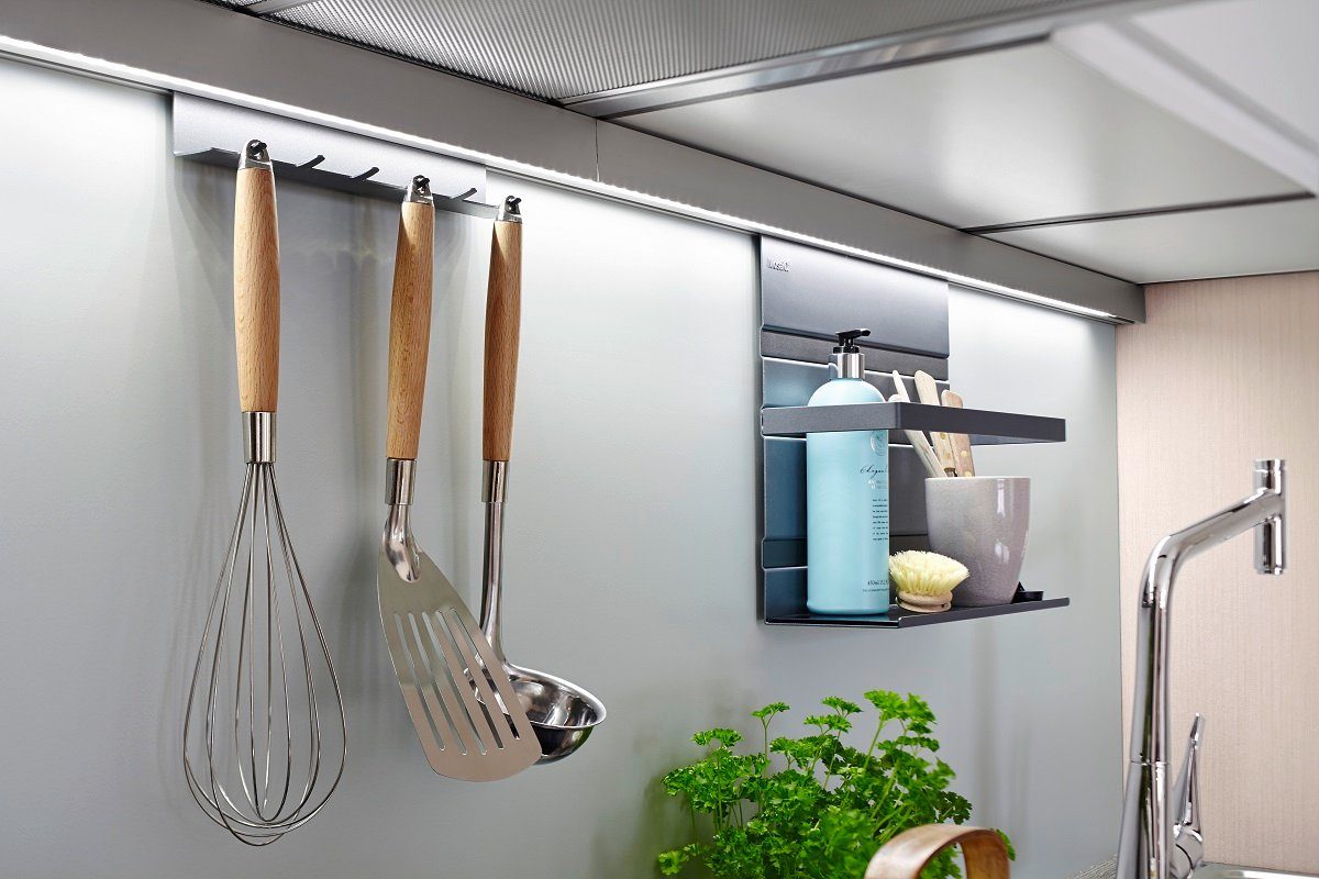 Kesseböhmer Küchenrückwand Kesseböhmer Linero MosaiQ Relingsystem Hakenleiste 6 Haken, titangrau