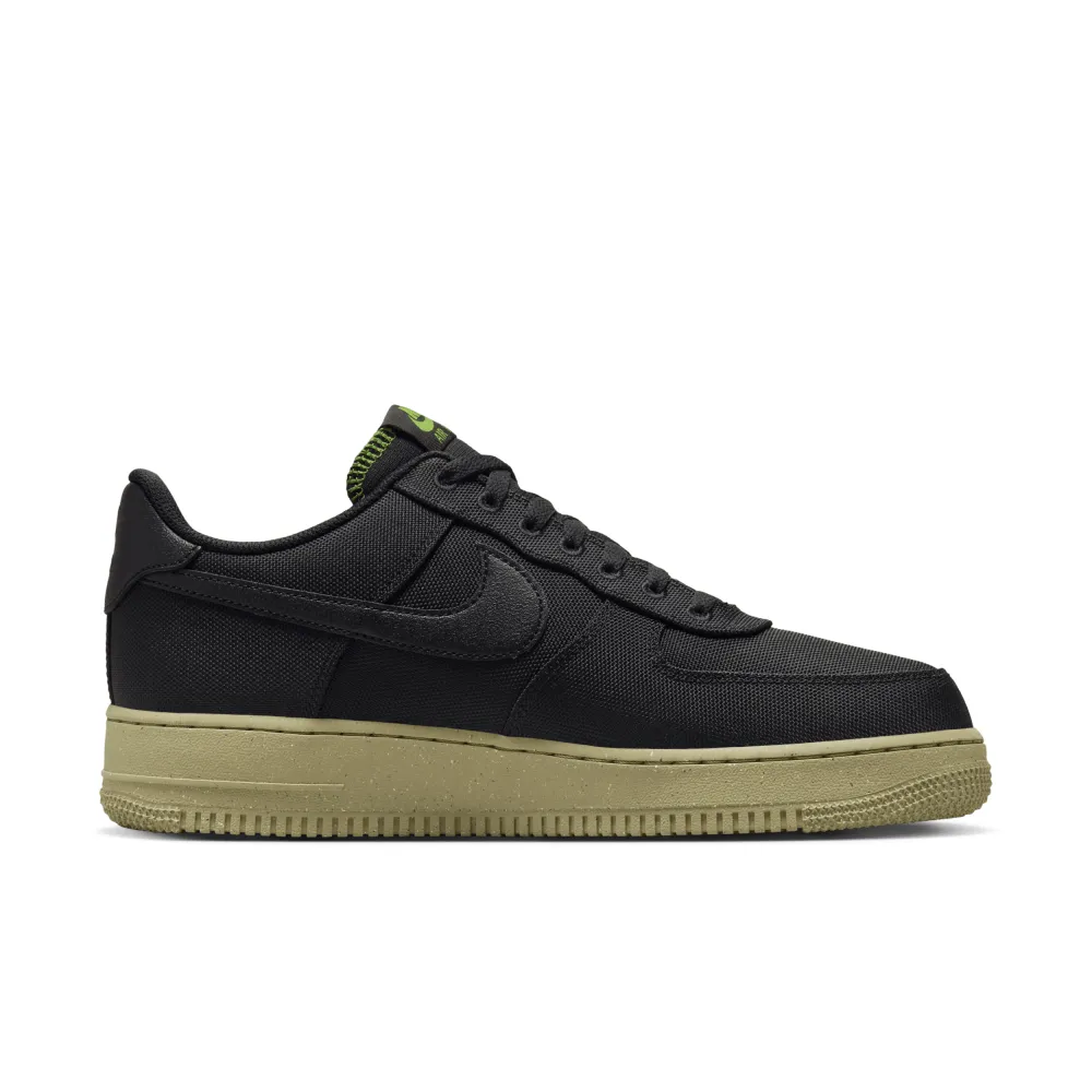 Nike Air Force 1 07 LV8 FJ4160-001 / schwarz