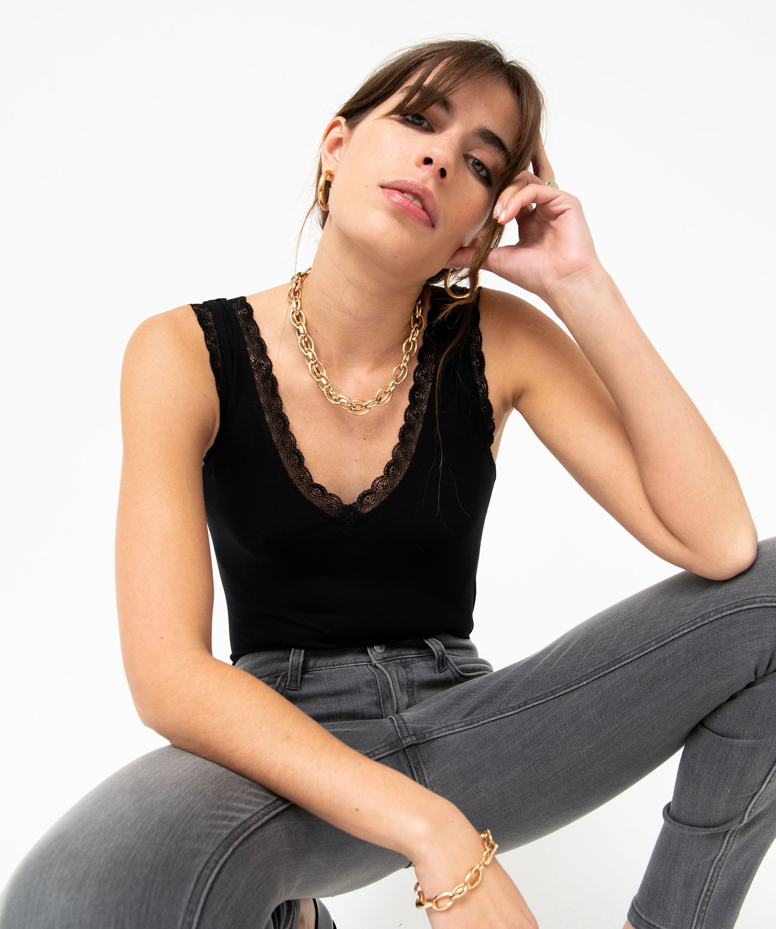 Débardeur femme avec décolleté en V en dentelle noir | GEMO