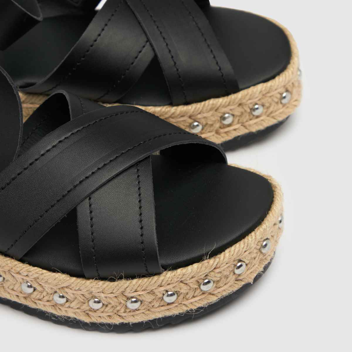 schuh tulipán espadrille lapos formájú fekete szandál