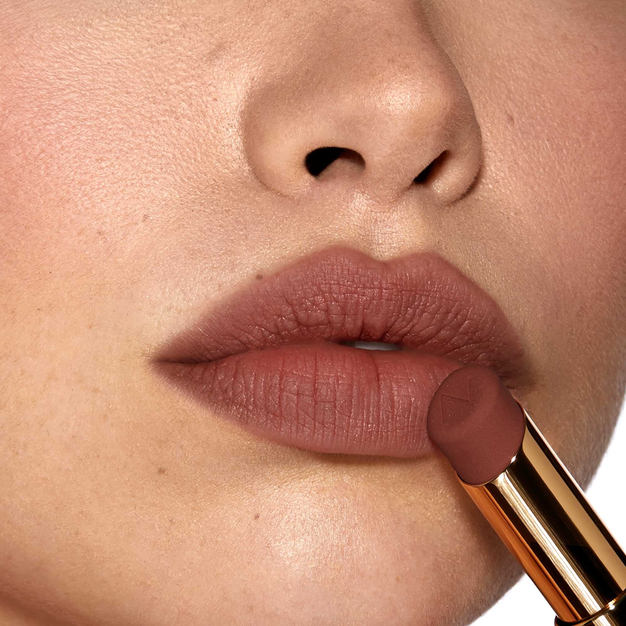 Labbra Beyond Blurry Lipstick - Rossetto