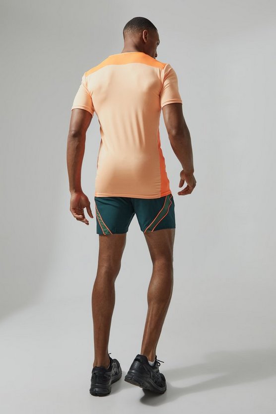 Man Active Muscle Fit Mesh Colorblock T-Shirt