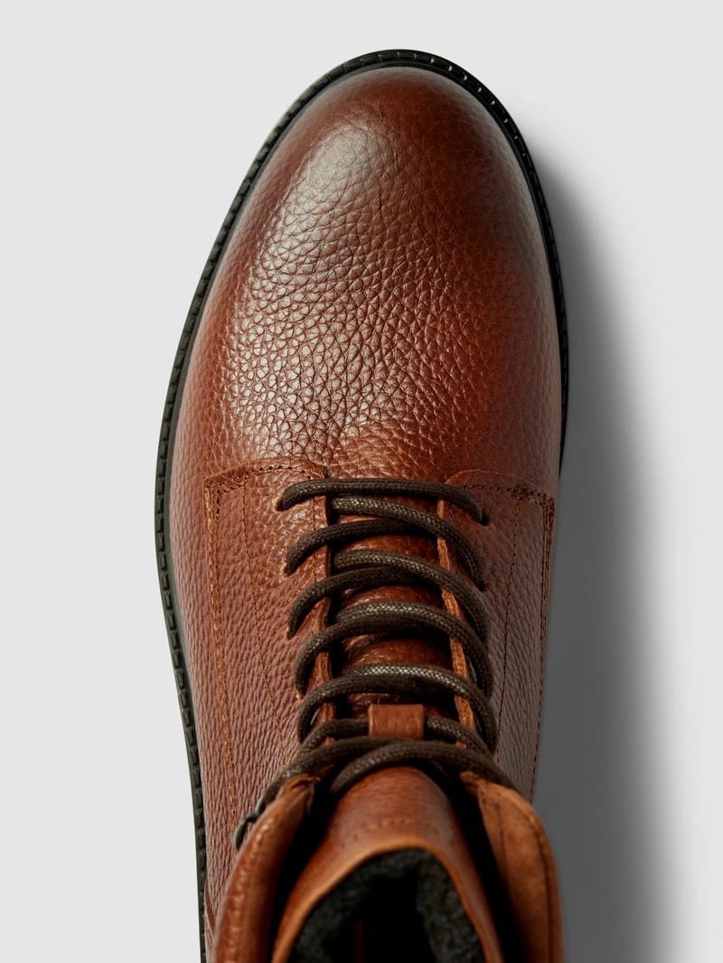 Boots aus Leder mit Label-Details in cognac