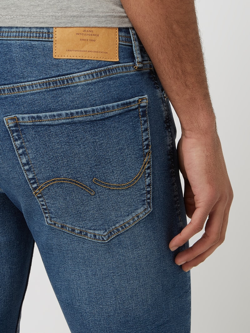Slim Fit Jeans mit Stretch-Anteil Modell 'Glenn' in jeans